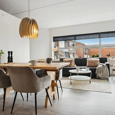 Bad, Lejl, 1 Apartment